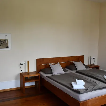 Gaestehaus Stuttgart36 Bed & Breakfast 3*