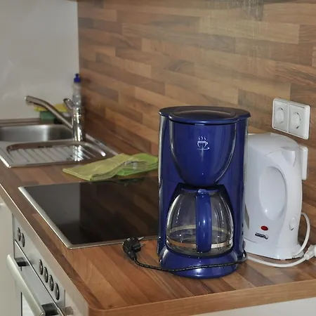 Gaestehaus Stuttgart36 לינה וארוחת בוקר 3*